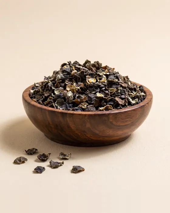 XXL Chhilka in a wooden bowl